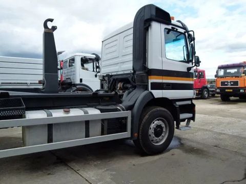 Mercedes-Benz 3340 Actros 6x4 | CAB Trucks [3]