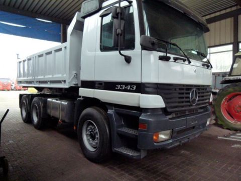 Mercedes-Benz Actros 3343 6x4 - Telligent with 3 pedals | CAB Trucks [2]
