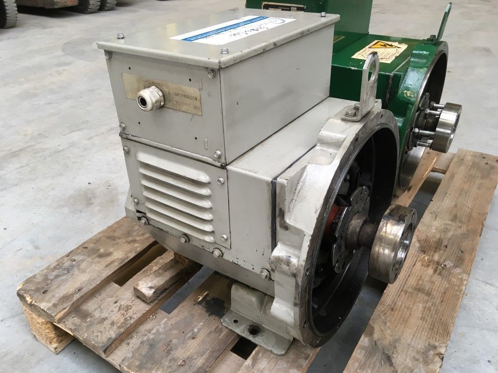 Herstellen koppeling Ironisch Te koop: Stamford A083956250 25 KVA Losse Generator | Homborg Industrial  Machinery