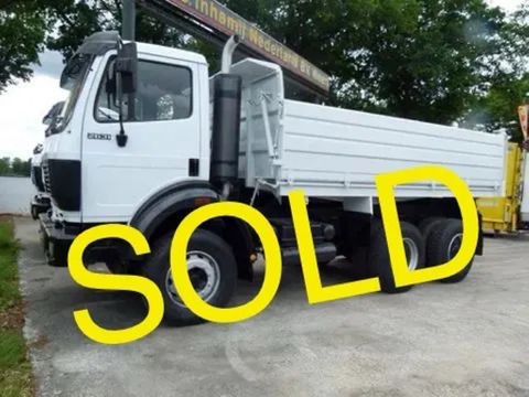 Mercedes-Benz SK  / 6x4 STEEL SPRINGS SOLD - VENDU | CAB Trucks [1]