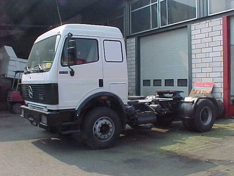 Mercedes-Benz 1948 S / 4x2 / V8- EPS with 3 pedals | CAB Trucks [2]