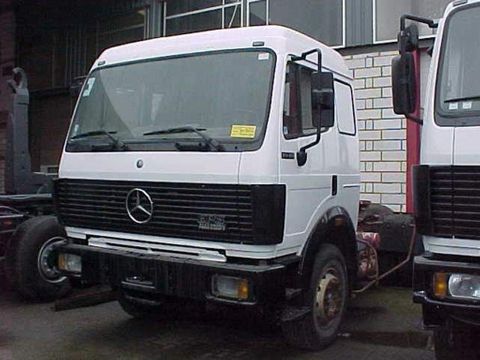 Mercedes-Benz 1948 S / 4x2 / V8- EPS with 3 pedals | CAB Trucks [3]