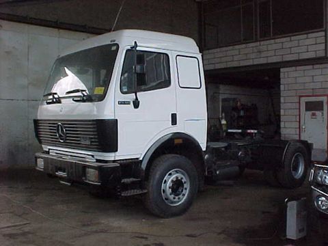 Mercedes-Benz 1948 S / 4x2 / V8- EPS with 3 pedals | CAB Trucks [5]