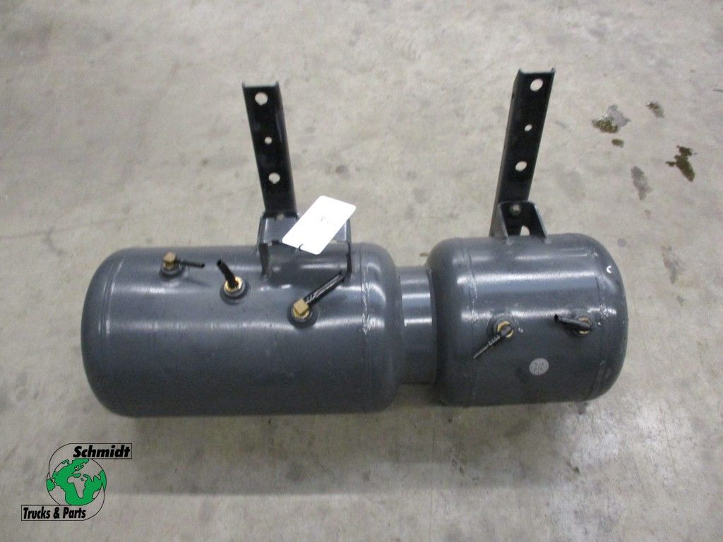 Te koop DAF 2011324 lucht tank DAF 106 /36 liter Schmidt Trucks & Parts