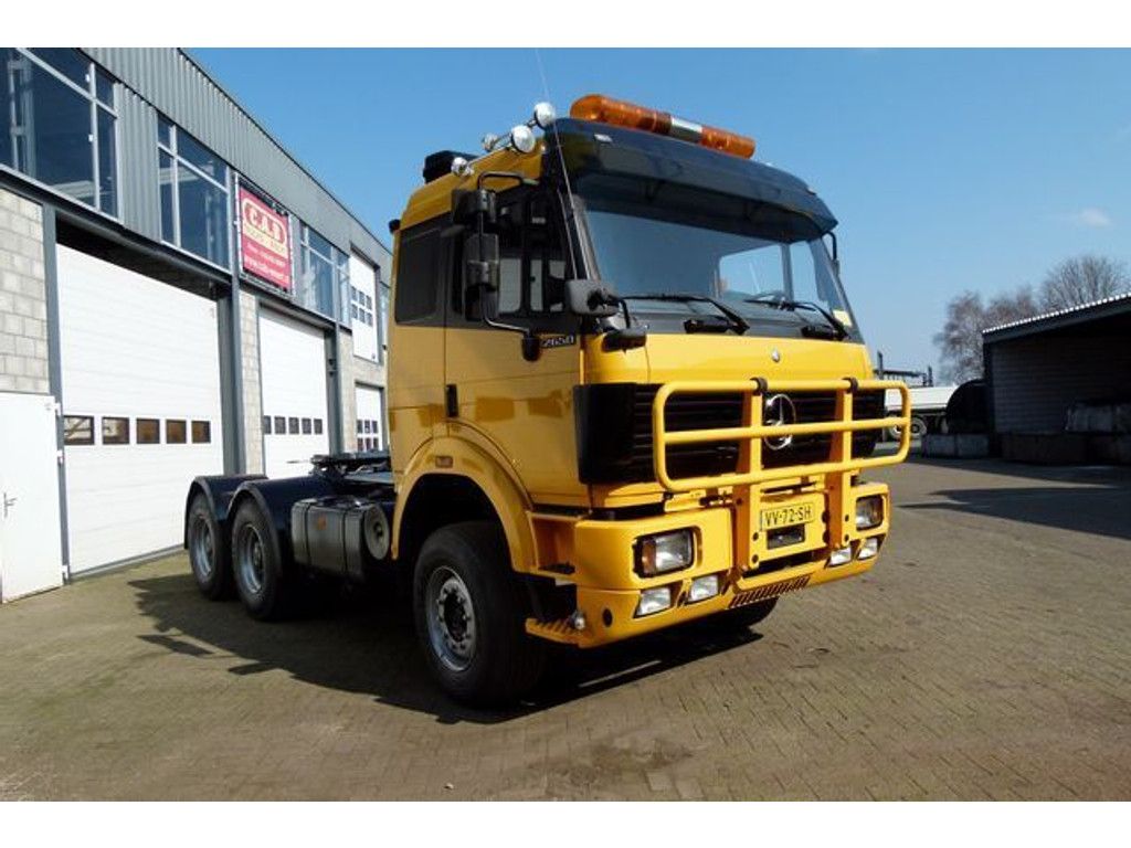Mercedes-Benz - EPS with 3 pedals | CAB Trucks [3]