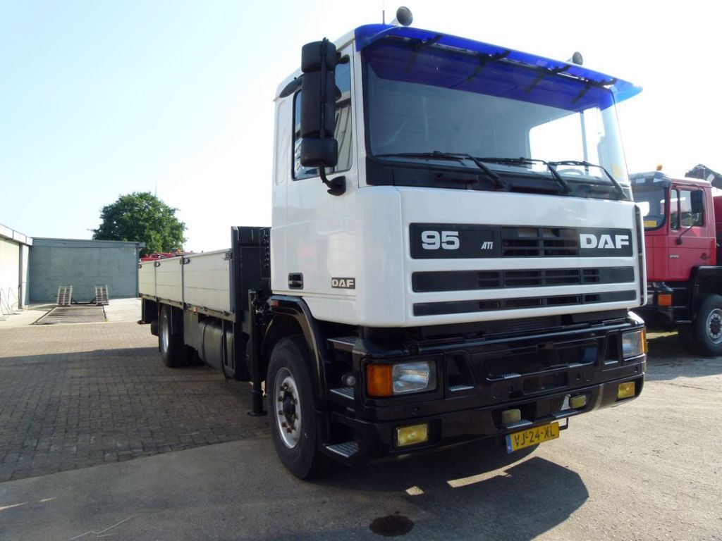 DAF 95.350 - 4x2 - Crane Pesci | CAB Trucks [15]