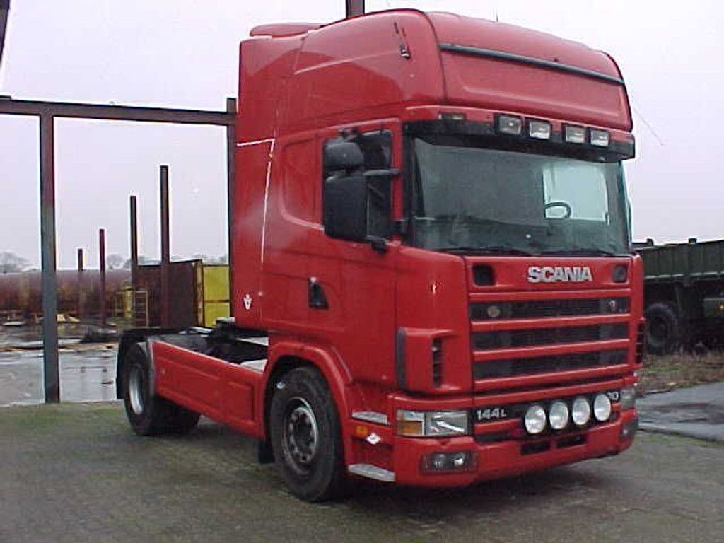 Scania R144 LA4x2/4 530 - V8 - SOLD   SOLD | CAB Trucks [2]