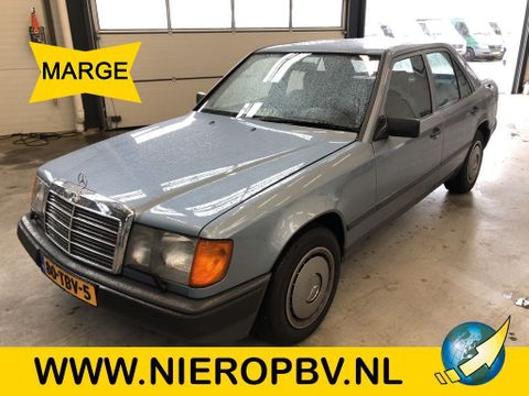Mercedes-Benz 124 | Van Nierop BV [1]