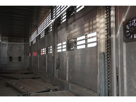 HRD SKFG2Z - Pezzaioli - Livestock transport - 2 Floors - 2 steered axles | Companjen Bedrijfswagens BV [23]