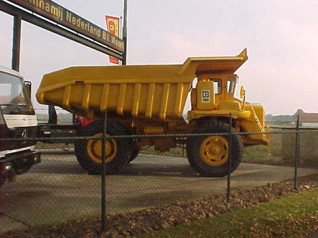 Te Koop: Caterpillar Rock Dumper 769B | CAB Trucks