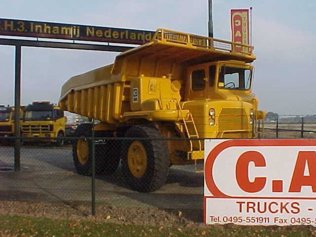 Te Koop: Caterpillar Rock Dumper 769B | CAB Trucks