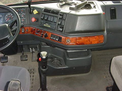 Volvo NH12 - 6x4 | CAB Trucks [10]