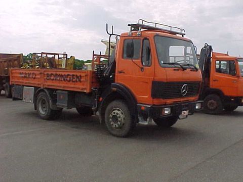 Mercedes-Benz 1017 A - 4x4 - with Crane | CAB Trucks [2]