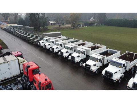 Volvo N10 in 6x4 and 6x6 - Hook system--Tipper | CAB Trucks [1]