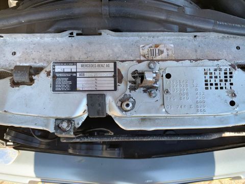 Mercedes-Benz 124type e280 automaat airco | Van Nierop BV [11]