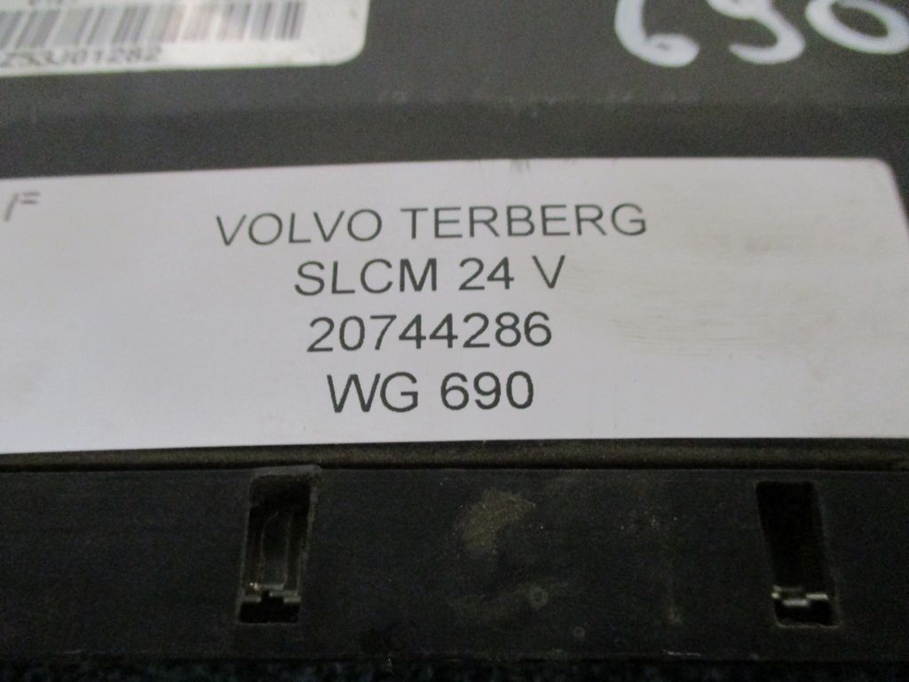 For sale: Volvo 20744286 SLCM MODULE 24V | Schmidt Trucks