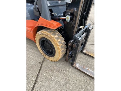 Toyota  | Spapens Machinehandel [6]