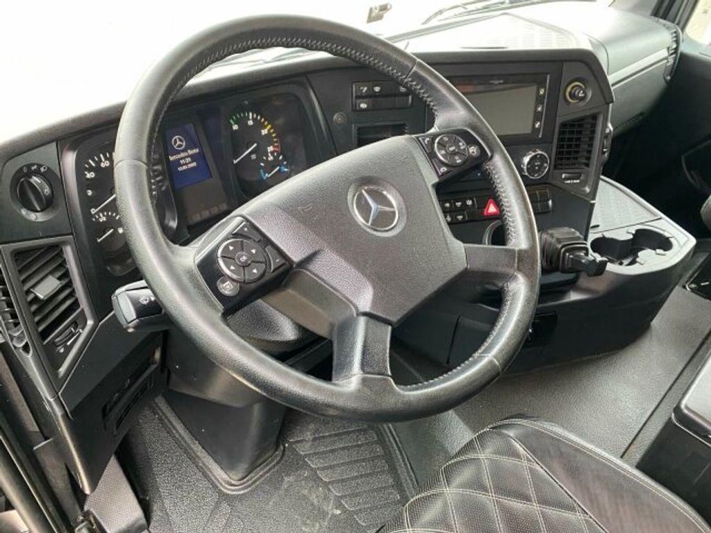 Mercedes-Benz  (14)