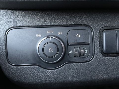 Mercedes-Benz 311CDI Dubbelcabine Openlaadbak Airco Cruisecontrol Apple CarPlay | Van Nierop BV [13]