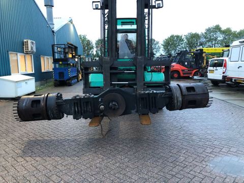 Hyster RS45-31 CH container reach stacker | Brabant AG Industrie [1]