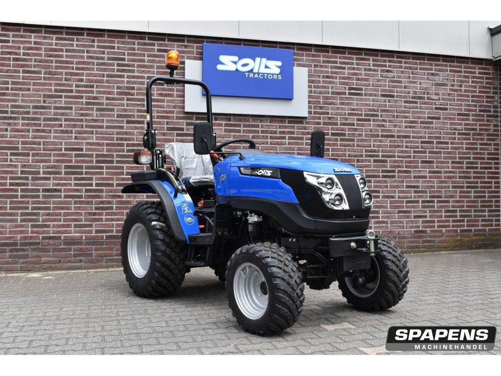Solis 26 pk 4wd compact tractor Mitsubishi. Lease V/A € 174,- pm | Spapens Machinehandel [1]
