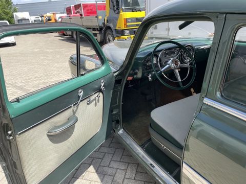 Pontiac CHIEFTAIN SEDAN Automaat 6 cilinder Nette Auto ! | Van Nierop BV [14]