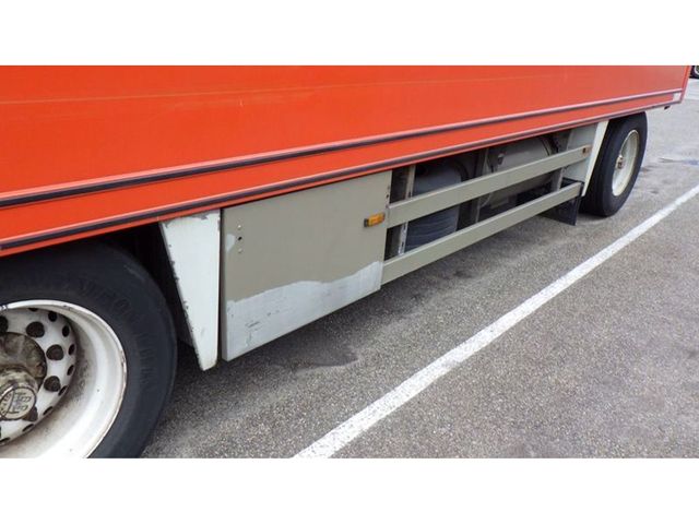 Floor FLA-10-10, 2 As Vrachtwagen Aanhangwagen Gesloten WR-LP-26 | JvD Aanhangwagens & Trailers [18]