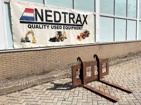 Caterpillar Forks for CAT 906/908 | NedTrax Sales & Rental [2]