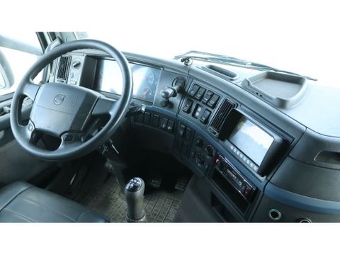 Volvo
8x2 | MANUAL | 24 TON | EURO 5 | Hulleman Trucks [14]