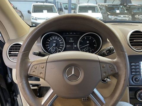 Mercedes-Benz ML350 Automaat Airco Navi Cruisecontrol ( Nette auto ) | Van Nierop BV [25]