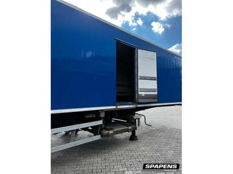 Samro Gesloten 2 assige trailer met laadklep | Spapens Machinehandel [15]