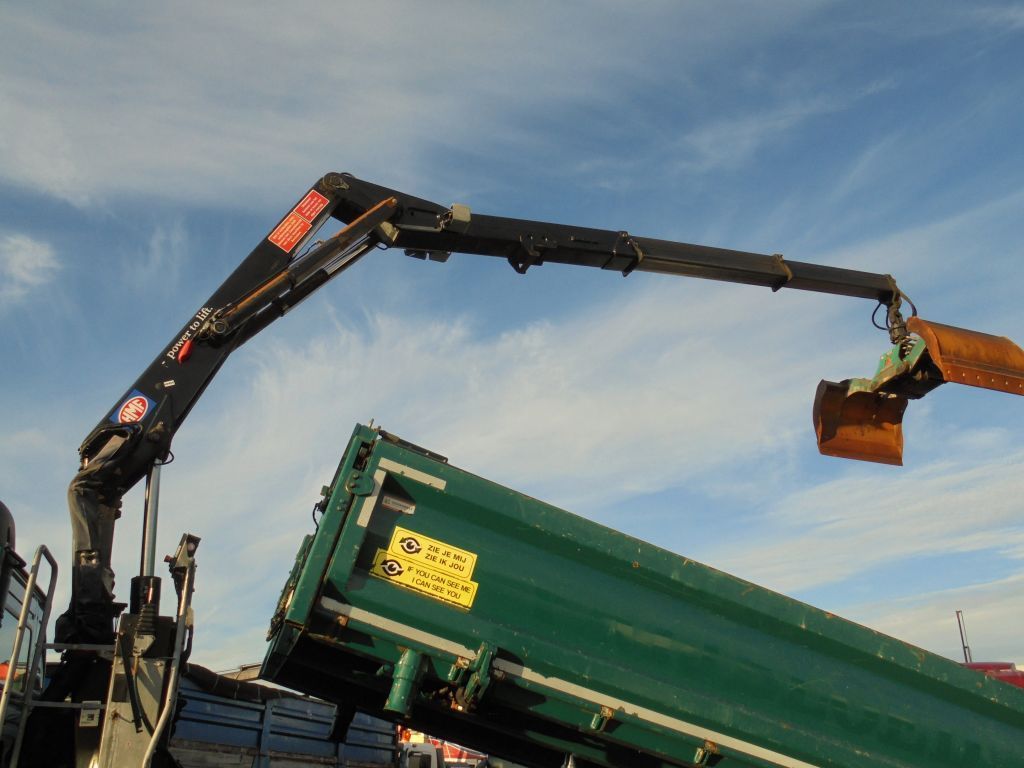 Volvo FMX 6x6 2 zijden kipper met HMF 1643 Z2 autolaadkraan dump truck for  sale Netherlands Landhorst, MG36755