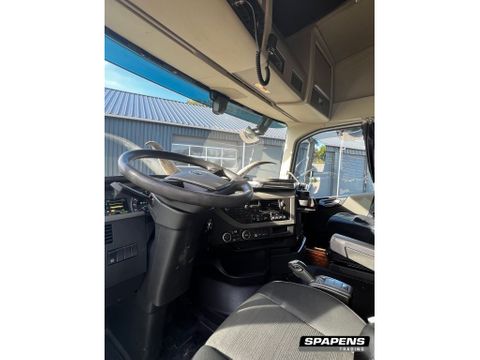 Volvo FH460 oprijwagen Showtruck | Spapens Machinehandel [21]