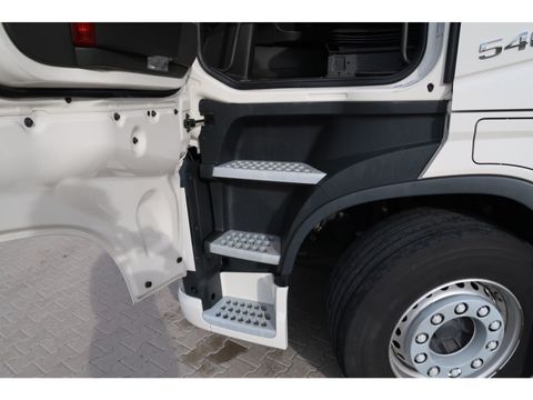 Volvo FH4 FULL AIR | Companjen Bedrijfswagens BV [8]