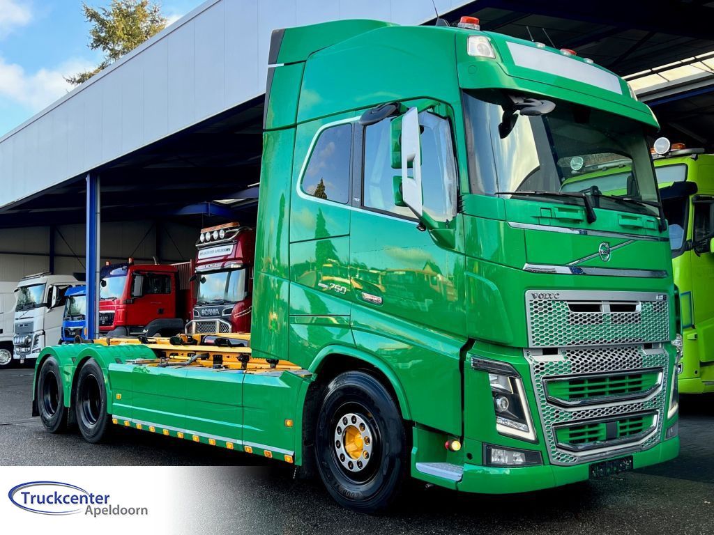 Volvo 6x4, Euro 6, Retarder, Hiab 21 Tons, Dynamic steering, Globetrotter, Truckcenter Apeldoorn | Truckcenter Apeldoorn [1]