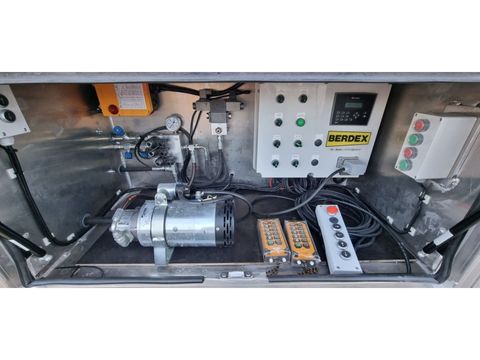 Berdex OV 1227 | Companjen Bedrijfswagens BV [24]