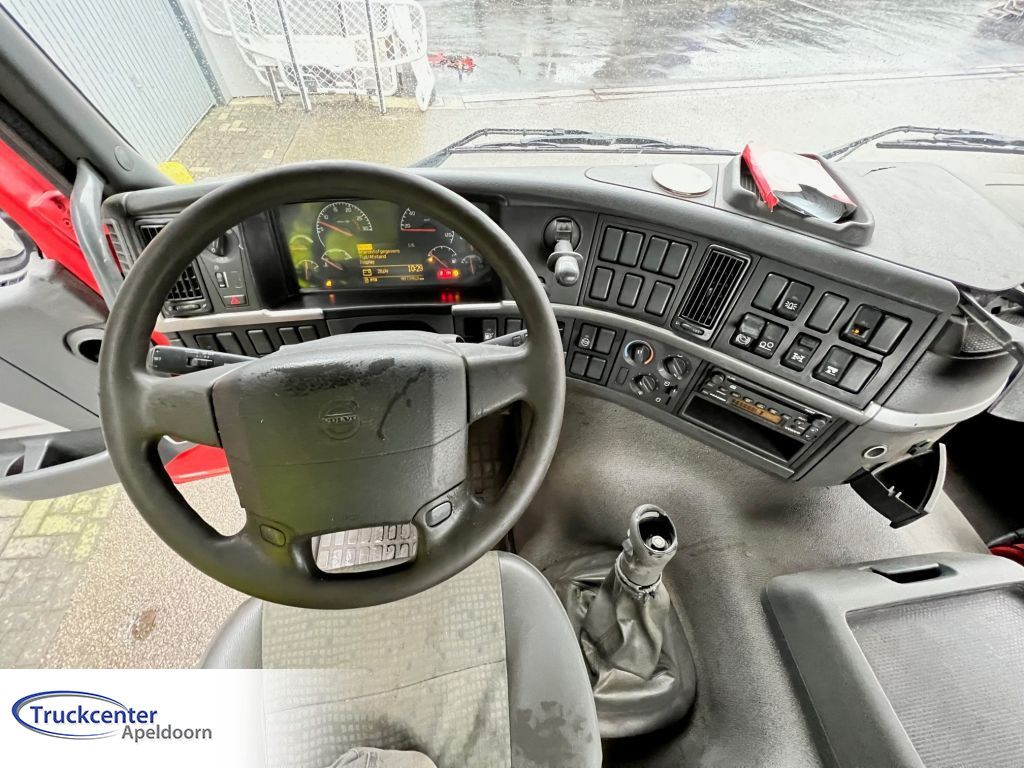 Volvo 6x4, Manuel gearbox, AJK system | Truckcenter Apeldoorn [7]