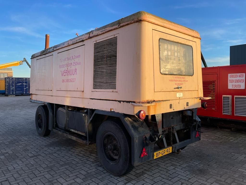 Te koop: Deutz F12M 716 Bredenoord AEG 250 kVA Silent generatorset