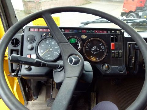 Mercedes-Benz 3336 AK - 8x8 SOLD VENDU | CAB Trucks [17]