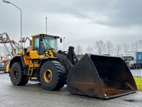 Volvo L220H | Brabant AG Industrie [1]