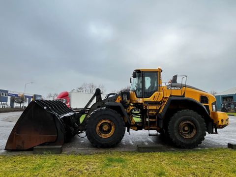 Volvo L220H | Brabant AG Industrie [3]