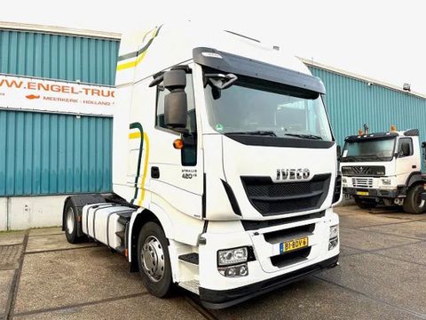 Iveco AS440S42T/P HI-WAY DUTCH TRUCK (APK/TUV -> 02-2024 / EURO 6 / AS-TRONIC / 2 TANKS / LEATHER SEATS / FRIDGE) | Engel Trucks B.V. [2]