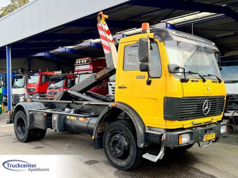 Mercedes-Benz New condition, 163.000 km! Manuel, Steel springs. | Truckcenter Apeldoorn [1]