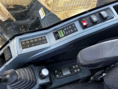 Hyundai Robex 235LCR-9A | Brabant AG Industrie [15]
