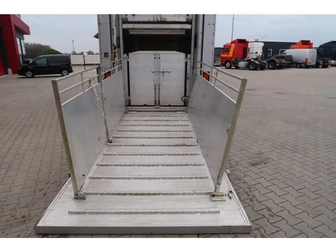 Burg O4/DA - 2002 - 2 floors - Livestock transporter | Companjen Bedrijfswagens BV [9]