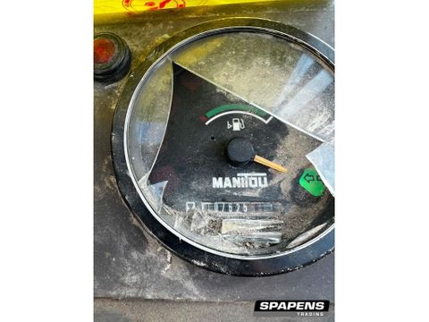 Manitou M26-2 ruwterreinheftruck | Spapens Machinehandel [14]