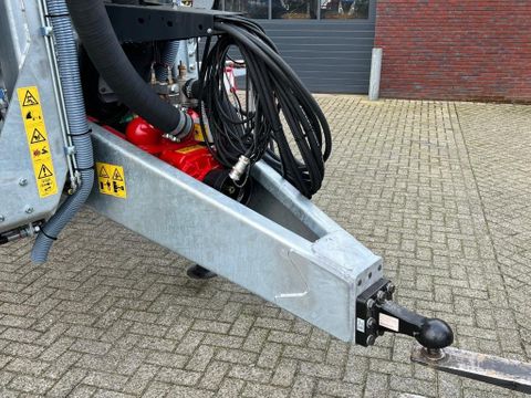 Veenhuis Perfectline 12m3 | LMB Roelofs [13]
