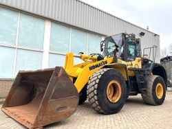 Komatsu WA 380-7 **YEAR 2015* ONLY 8400H CE