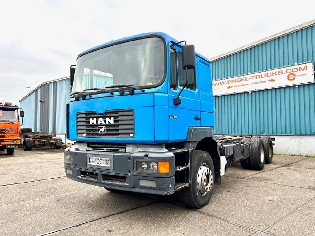 MAN DFC 6x4 SLEEPERCAB FULL STEEL CHASSIS (ZF16 MANUAL GEARBOX / FULL STEEL SUSPENSION / REDUCTION AXLES / AIRCONDITIONING) | Engel Trucks B.V. [1]