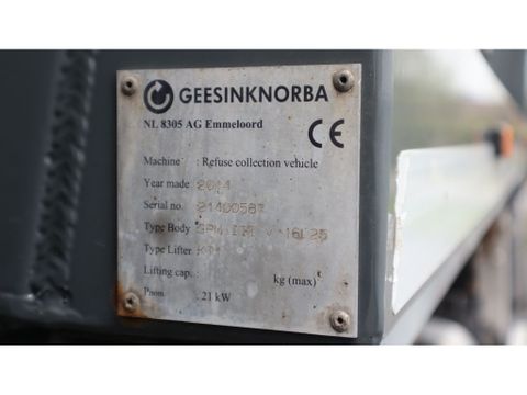 Volvo
FM330 6X2 EURO 6 GEESINK GPM3 HIAB CRANE | Hulleman Trucks [19]